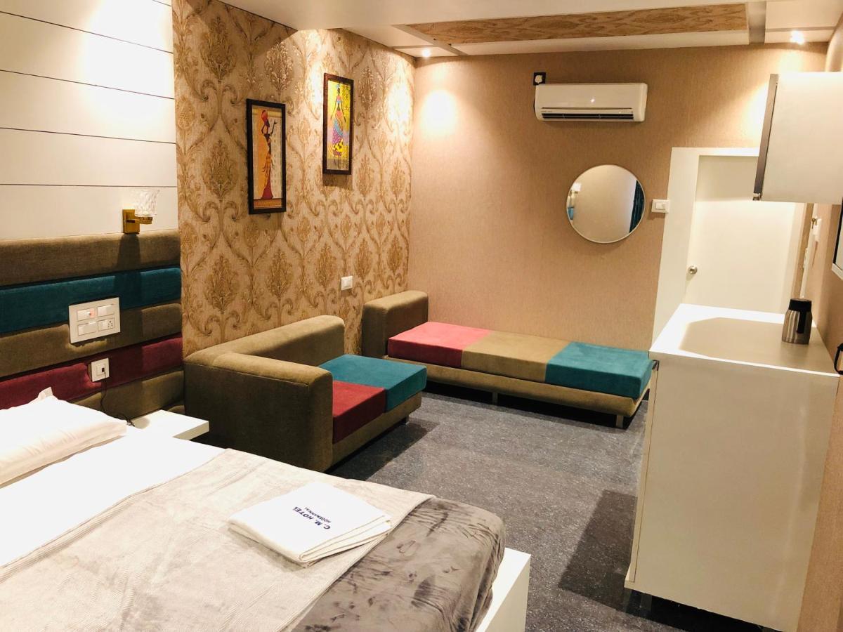 C M Hotel New Wodapatti Экстерьер фото