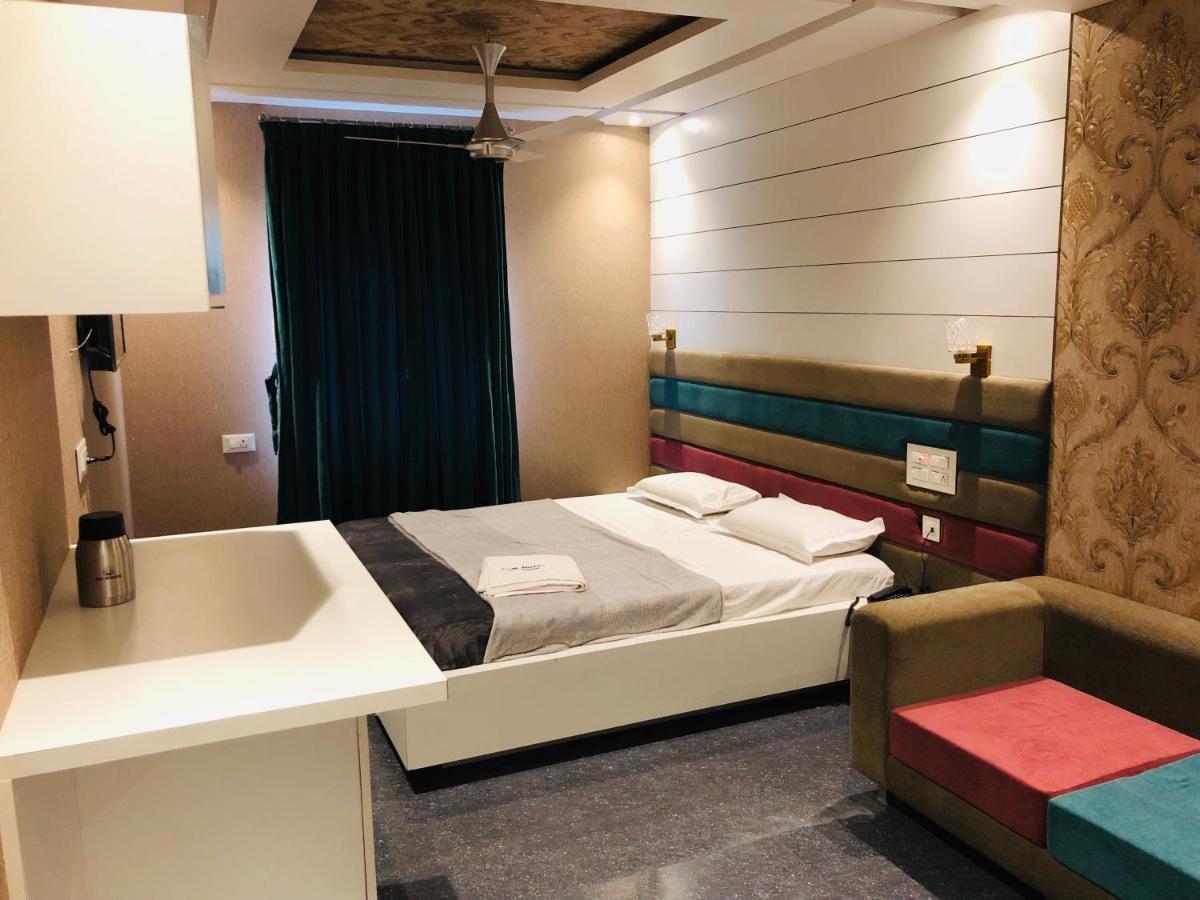 C M Hotel New Wodapatti Экстерьер фото