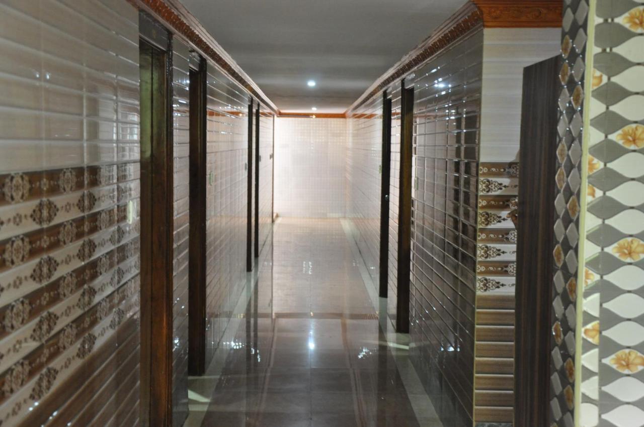 C M Hotel New Wodapatti Экстерьер фото