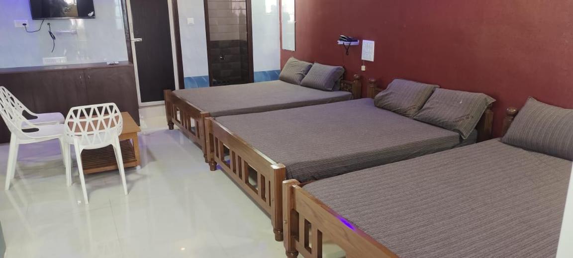 C M Hotel New Wodapatti Экстерьер фото