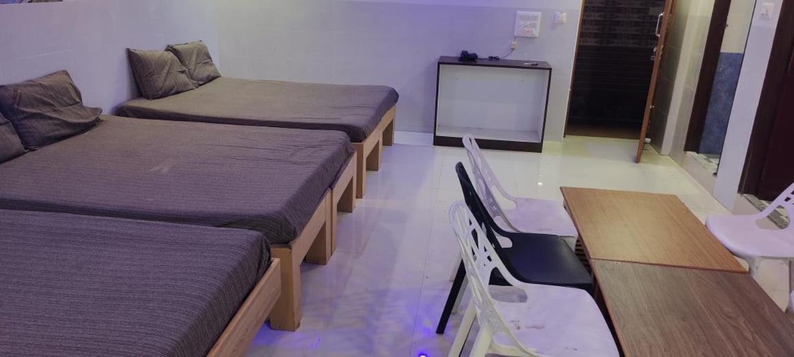 C M Hotel New Wodapatti Экстерьер фото